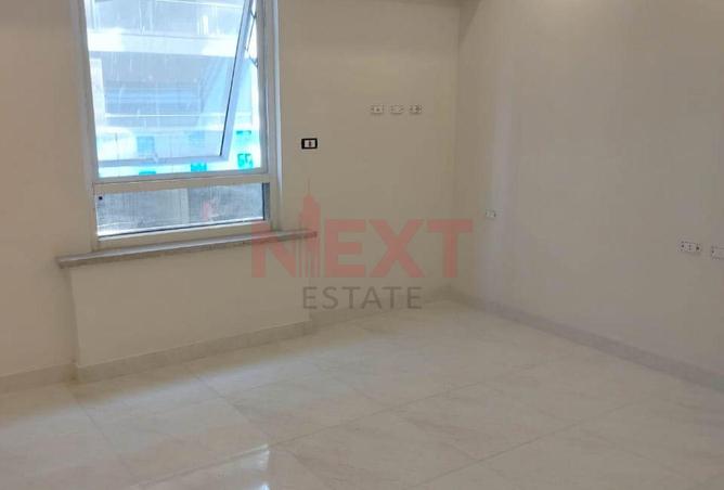 8016848 - Property Image 3