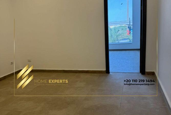 8211913 - Property Image 3