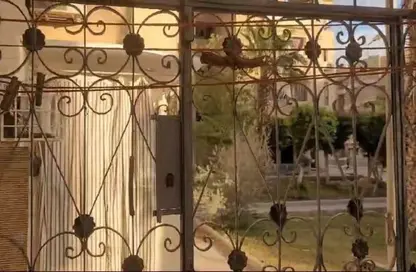 Apartment - 2 Bedrooms - 1 Bathroom for sale in Gamal Abdel Nasser Axis - The 3rd Settlement - New Cairo City - Cairo