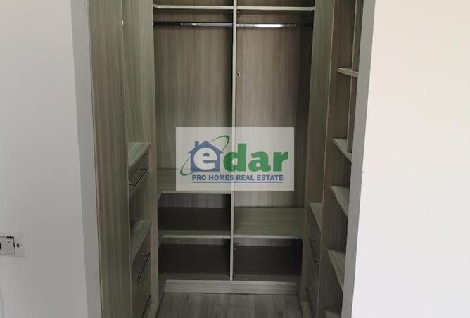 8202095 - Property Image 3