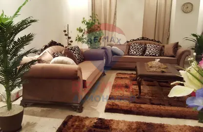 Twin House - 4 Bedrooms - 5 Bathrooms for sale in Greens - 6th District - Sheikh Zayed City - Giza