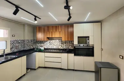 Penthouse - 6 Bedrooms - 4 Bathrooms for sale in Al Khamayel city - Sheikh Zayed Compounds - Sheikh Zayed City - Giza