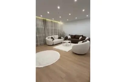 شقة - 2 غرف نوم - 2 حمامات للايجار في 6 ويست - بيفرلي هيلز - كمبوندات الشيخ زايد - الشيخ زايد - الجيزة