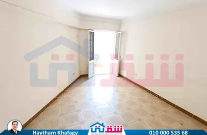 Apartment - 3 Bedrooms - 2 Bathrooms for sale in Albert Al Awal St. - Smouha - Hay Sharq - Alexandria