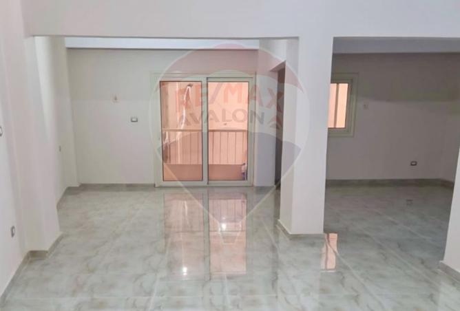 8409332 - Property Image 3