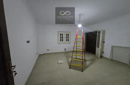 Apartment - 3 Bedrooms - 3 Bathrooms for rent in Zahraa El Maadi - Hay El Maadi - Cairo