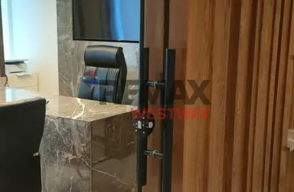 Office Space - Studio - 1 Bathroom for rent in Park St. - 26th of July Corridor - Sheikh Zayed City - Giza