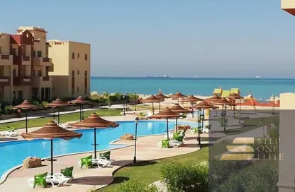 شاليه - 2 غرف نوم - 1 حمام للبيع في بلومار - العين السخنة - السويس