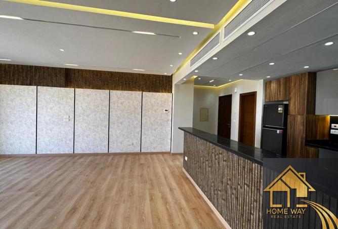 8260073 - Property Image 3