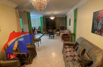 شقة - 3 غرف نوم - 1 حمام للايجار في شارع عمارات رابعه - ارض الجولف - مصر الجديدة - القاهرة