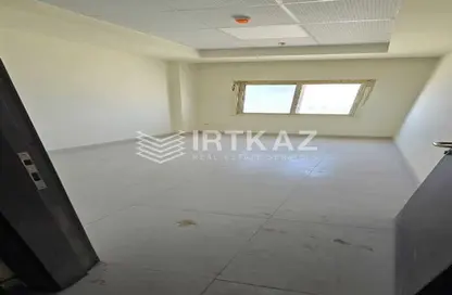 Office Space - Studio - 1 Bathroom for rent in ELEGANTRY - District 1 - The 5th Settlement - New Cairo City - Cairo