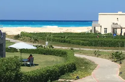 منزل مزدوج - 4 غرف نوم - 3 حمامات للبيع في أمواج - سيدي عبد الرحمن - الساحل الشمالي