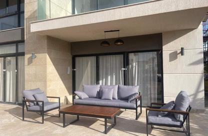 Apartment - 2 Bedrooms - 2 Bathrooms for sale in Swan Lake Residence - 5th Settlement Compounds - The 5th Settlement - New Cairo City - Cairo