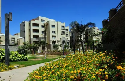 شقة - 1 حمام للبيع في ذا فيلدج - المستثمرين الجنوبية - مدينة القاهرة الجديدة - القاهرة