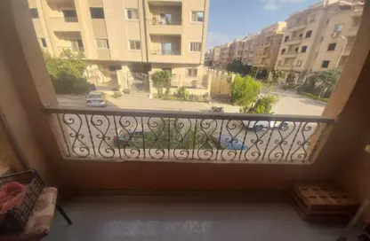 بناية كاملة - 8 غرف نوم - 8 حمامات للبيع في محور محمد نجيب - ابو الهول - مدينة القاهرة الجديدة - القاهرة