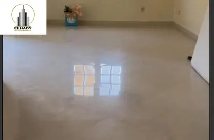 Apartment - 3 Bedrooms - 3 Bathrooms for sale in El Narges Buildings - Al Narges - New Cairo City - Cairo