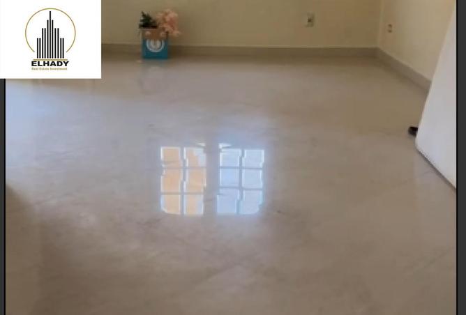 8430055 - Property Main Image