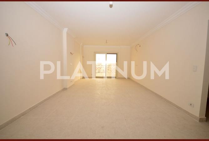 8406539 - Property Image 3