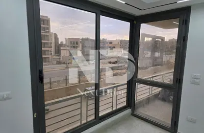 شقة - 2 غرف نوم - 2 حمامات للايجار في تاج سلطان - الطريق الدائري - القاهرة