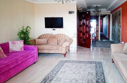 Apartment - 2 Bedrooms - 1 Bathroom for sale in Zezenia - Hay Sharq - Alexandria