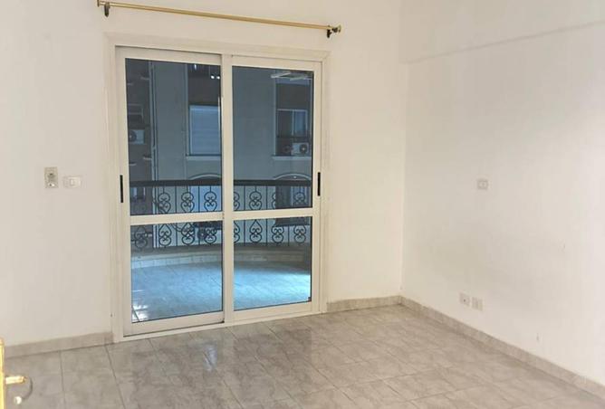 8220323 - Property Image 3