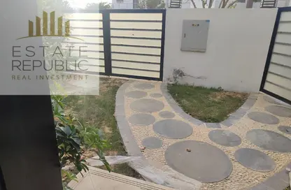 تاون هاوس - 3 غرف نوم - 4 حمامات للايجار في هايد بارك سنترال - التجمع السادس - مدينة القاهرة الجديدة - القاهرة