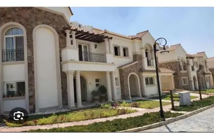 Townhouse - 4 Bedrooms - 4 Bathrooms for sale in Divina Gardens - 3rd District West - Shorouk City - Cairo