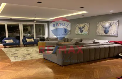 Villa - 5 Bedrooms - 7 Bathrooms for sale in Les Rois - 5th Settlement Compounds - The 5th Settlement - New Cairo City - Cairo
