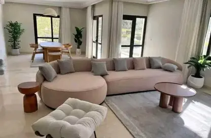 Apartment - 3 Bedrooms - 3 Bathrooms for sale in Al  Rabwa - Sheikh Zayed Compounds - Sheikh Zayed City - Giza