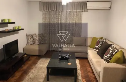 شقة - غرفة نوم - 1 حمام للايجار في شارع محمد مظهر - الزمالك - القاهرة