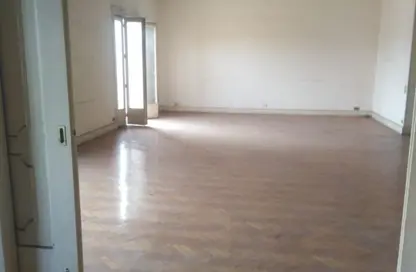 Apartment - 3 Bedrooms - 2 Bathrooms for rent in Al Nile   Gamal Abd Al Naser St. - Al Agouza - Giza
