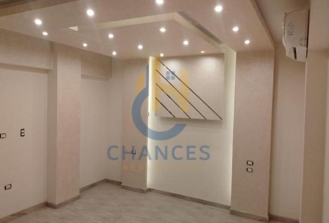 8234709 - Property Image 2