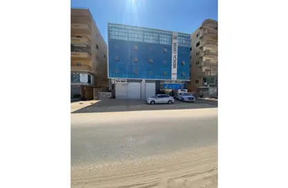 محل تجاري - استوديو - 3 حمامات للبيع في البوابة الرابعة - مينا - حدائق الاهرام - الجيزة