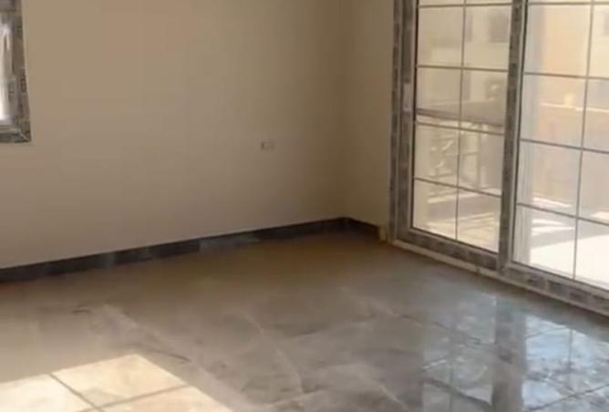 8401470 - Property Image 3