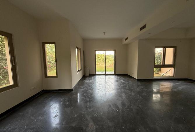 8330532 - Property Image 2