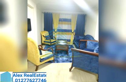 Apartment - 3 Bedrooms - 2 Bathrooms for rent in Omar Lotfy St. - Ibrahimia - Hay Wasat - Alexandria