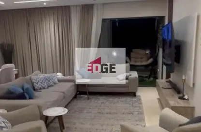 Apartment - 2 Bedrooms - 2 Bathrooms for sale in Lake View Residence - 5th Settlement Compounds - The 5th Settlement - New Cairo City - Cairo