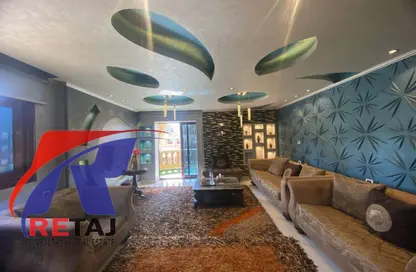 Apartment - 3 Bedrooms - 2 Bathrooms for sale in Hassan Sharara St. - 10th Zone - Nasr City - Cairo