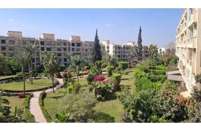 Apartment - 3 Bedrooms - 1 Bathroom for sale in Zayed 2000 - 4th District - Sheikh Zayed City - Giza