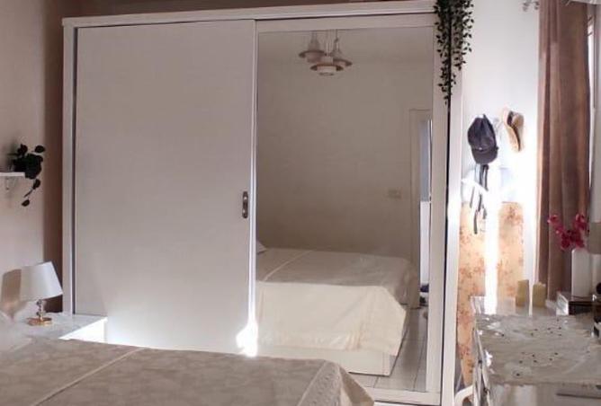 8160411 - Property Image 2