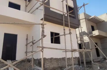 Townhouse - 3 Bedrooms - 4 Bathrooms for sale in Lake West - Sheikh Zayed Compounds - Sheikh Zayed City - Giza Townhouse - 3 Bedrooms - 4 Bathrooms for sale in Lake West - Sheikh Zayed Compounds - Sheikh Zayed City - Giza