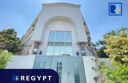 Whole Building - Studio - 5 Bathrooms for rent in Cornish El Nile St. - Maadi - Hay El Maadi - Cairo