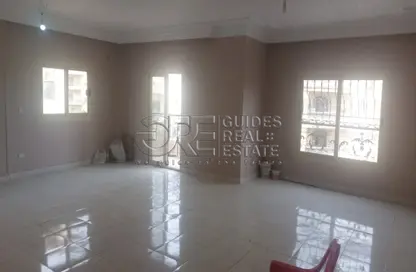 Apartment - 3 Bedrooms - 2 Bathrooms for rent in Al Shouyfat St. - District 1 - The 5th Settlement - New Cairo City - Cairo