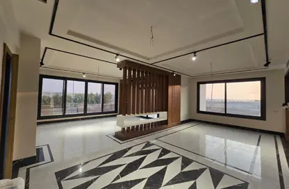 Apartment - 3 Bedrooms - 3 Bathrooms for rent in West Golf Extension - El Katameya Compounds - El Katameya - New Cairo City - Cairo