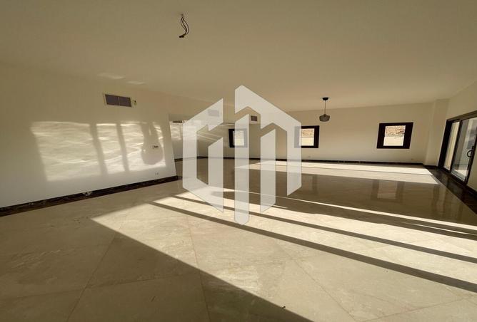 7966900 - Property Image 2