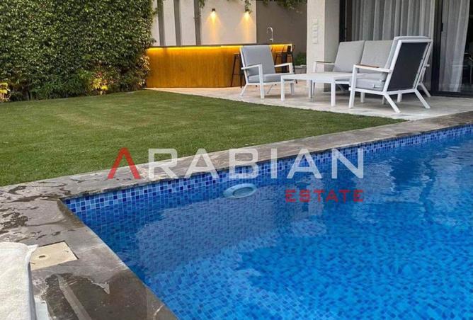 8220045 - Property Image 3