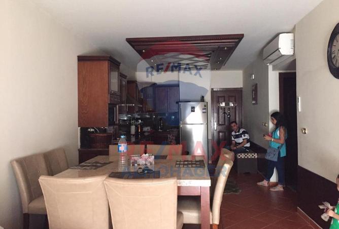 8253353 - Property Image 2