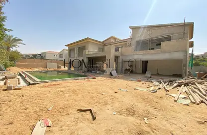 فيلا - 8 غرف نوم - 8 حمامات للبيع في سوان ليك قطامية - التجمع الاول - مدينة القاهرة الجديدة - القاهرة