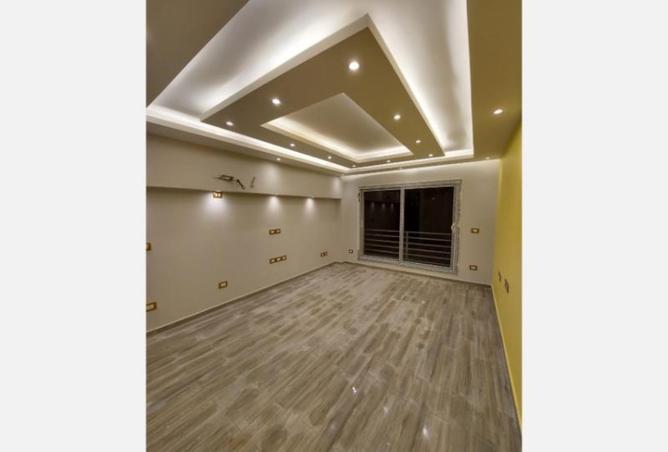 8474612 - Property Image 2