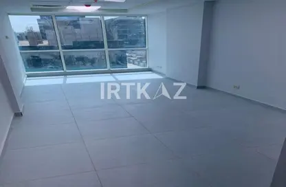 مساحات مكتبية - استوديو - 1 حمام للايجار في بيزنس بلاس - شارع التسعين الشمالي - التجمع الخامس - مدينة القاهرة الجديدة - القاهرة